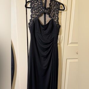 NWT Gorgeous Alex Evenings Black Backless Lace Formal Floor Length Gown - 12P